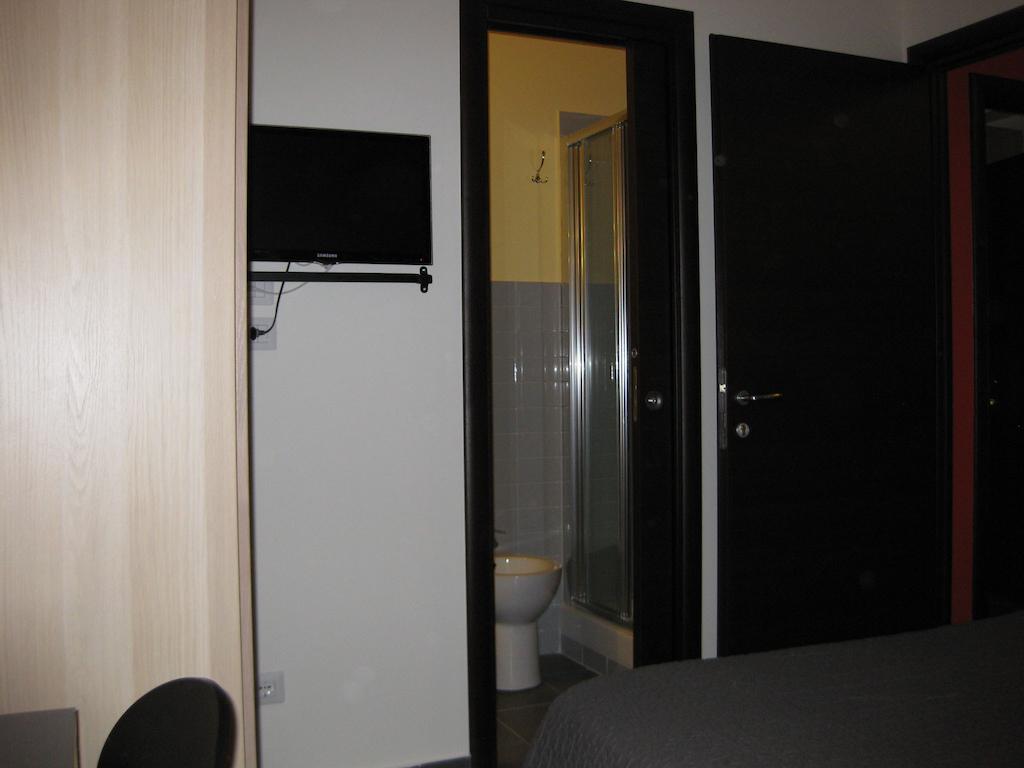 Domus Giardini Vaticani Guest House Rome Room photo