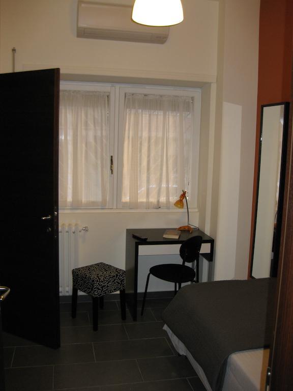 Domus Giardini Vaticani Guest House Rome Room photo